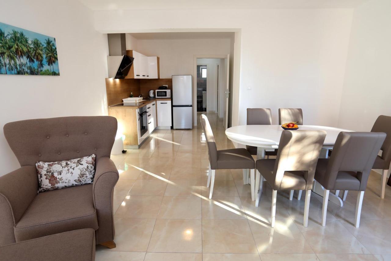 טרוגיר Villa Stella מראה חיצוני תמונה